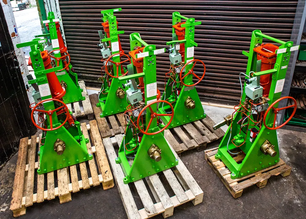 Self Locking Manual Override Frame